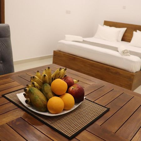 Marakolliya Beach Resort Tangalle Extérieur photo