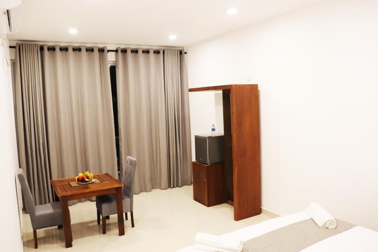 Marakolliya Beach Resort Tangalle Extérieur photo