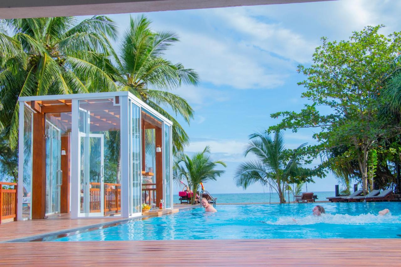 Marakolliya Beach Resort Tangalle Extérieur photo
