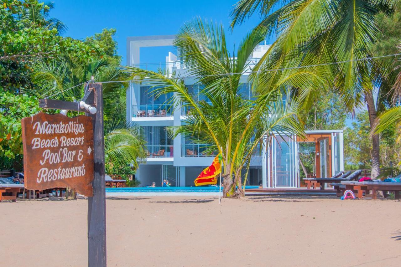 Marakolliya Beach Resort Tangalle Extérieur photo